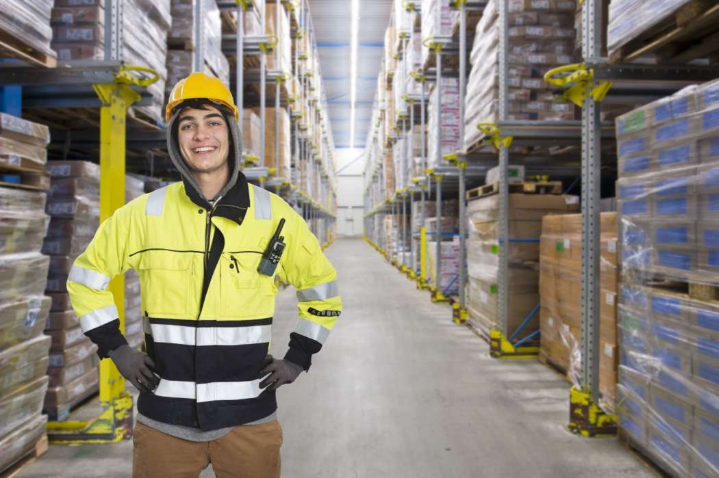 You are currently viewing Master Your Career Path with Logistics Ausbildung in Germany